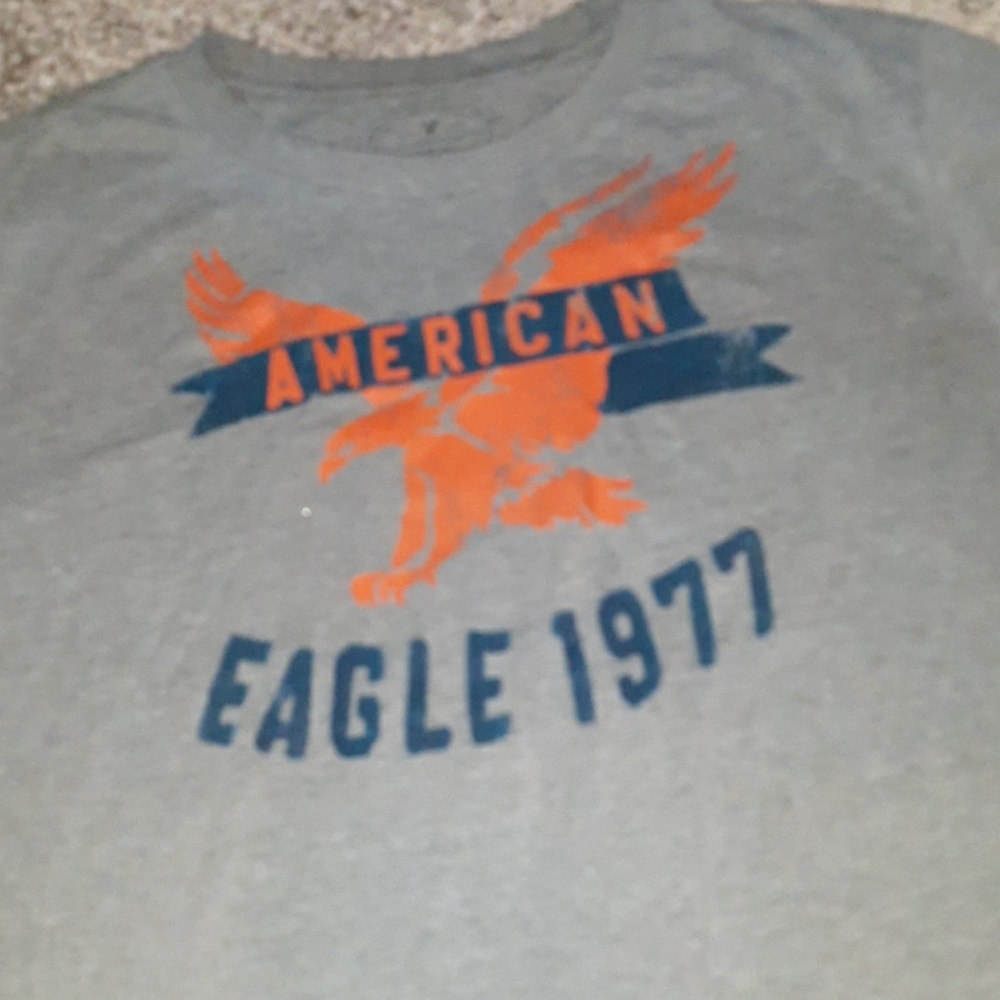 Mens American Eagle tshirt size medium